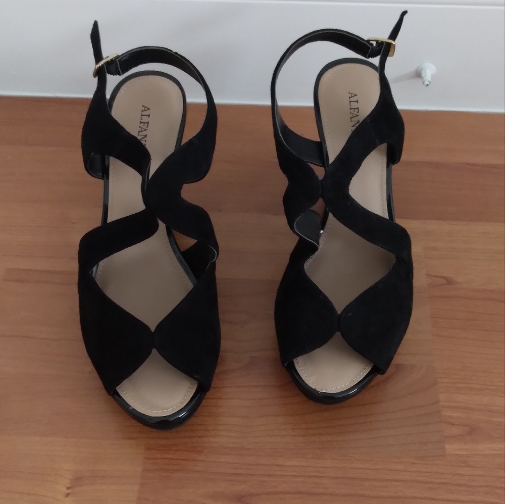 Alfani Pellae Open Toe Platform Sandals